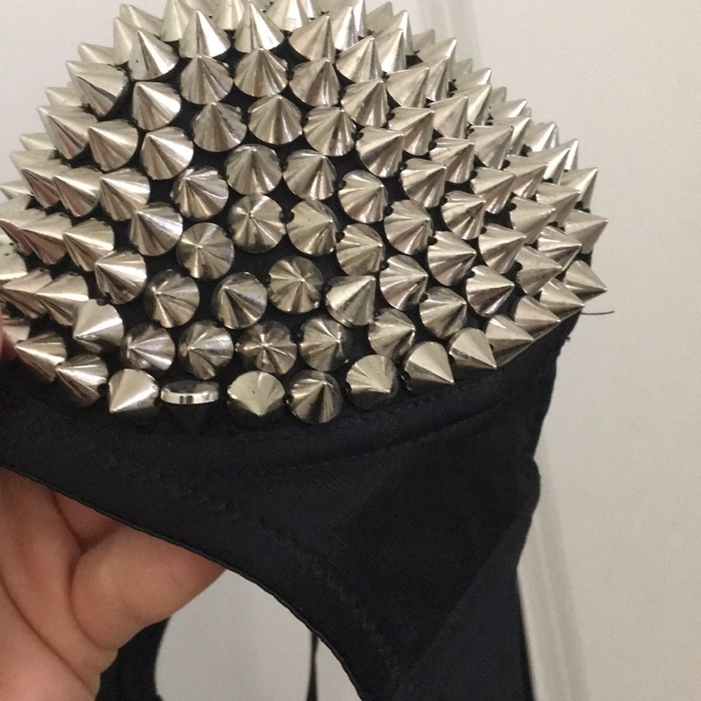 Spikes! - Picture 6 of 7